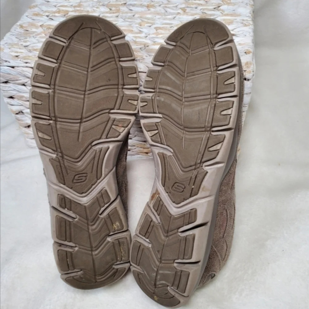 Skechers Fisherman Size 8 ‎ Walk Casual Slip On Sneakers Taupe Low Top Bungee